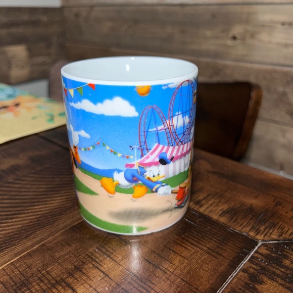 EUC Disney Mickey and Friends At The Fair Mug - Picture 5 of 8